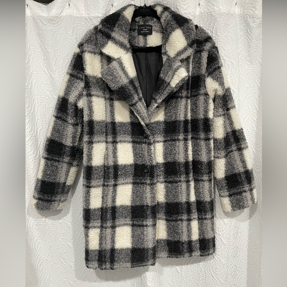 Women’s M longline sherpa coat